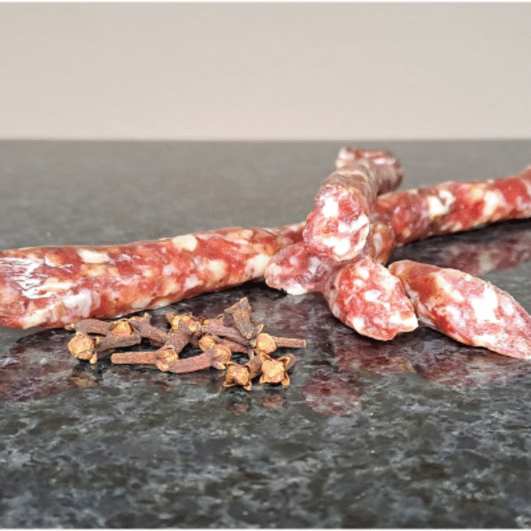 Droge worst met kruidnagel